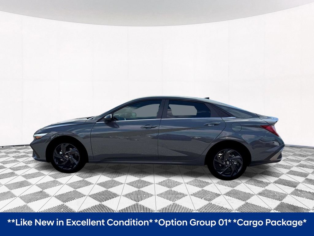Used 2026 Hyundai Elantra SEL Sport Premium w/ Cargo Package FWD image 5