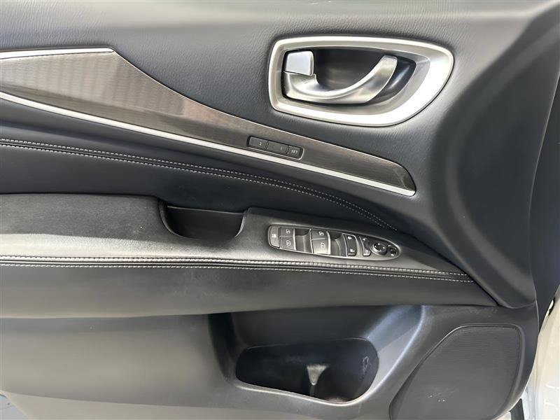Used 2018 INFINITI QX60 Luxe w/ Premium Plus Package AWD/4WD image 17
