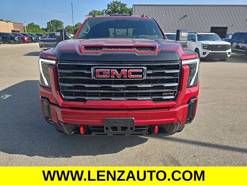 Used 2025 GMC Sierra 2500 AT4 w/ Technology Package AWD/4WD image 2