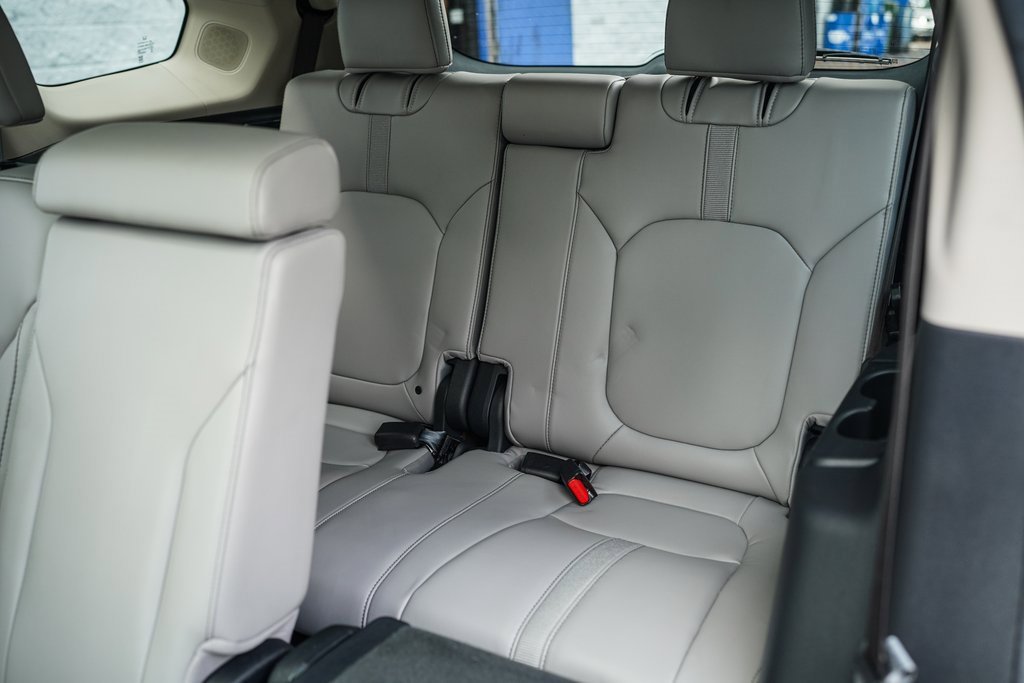 Used 2024 Honda Pilot Touring image 24