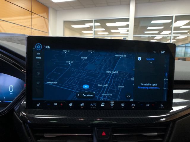 Used 2025 Ford Escape ST-Line Elite w/ Premium Technology Package AWD/4WD image 17
