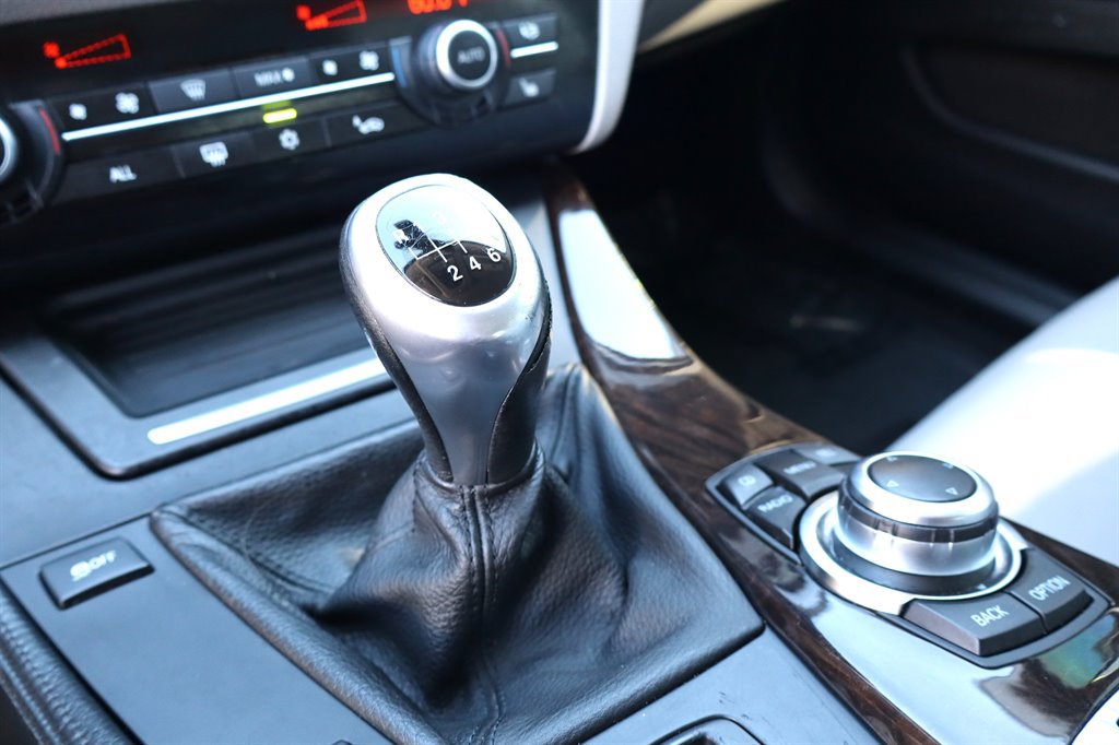 Used 2011 BMW 535i Sedan RWD image 29
