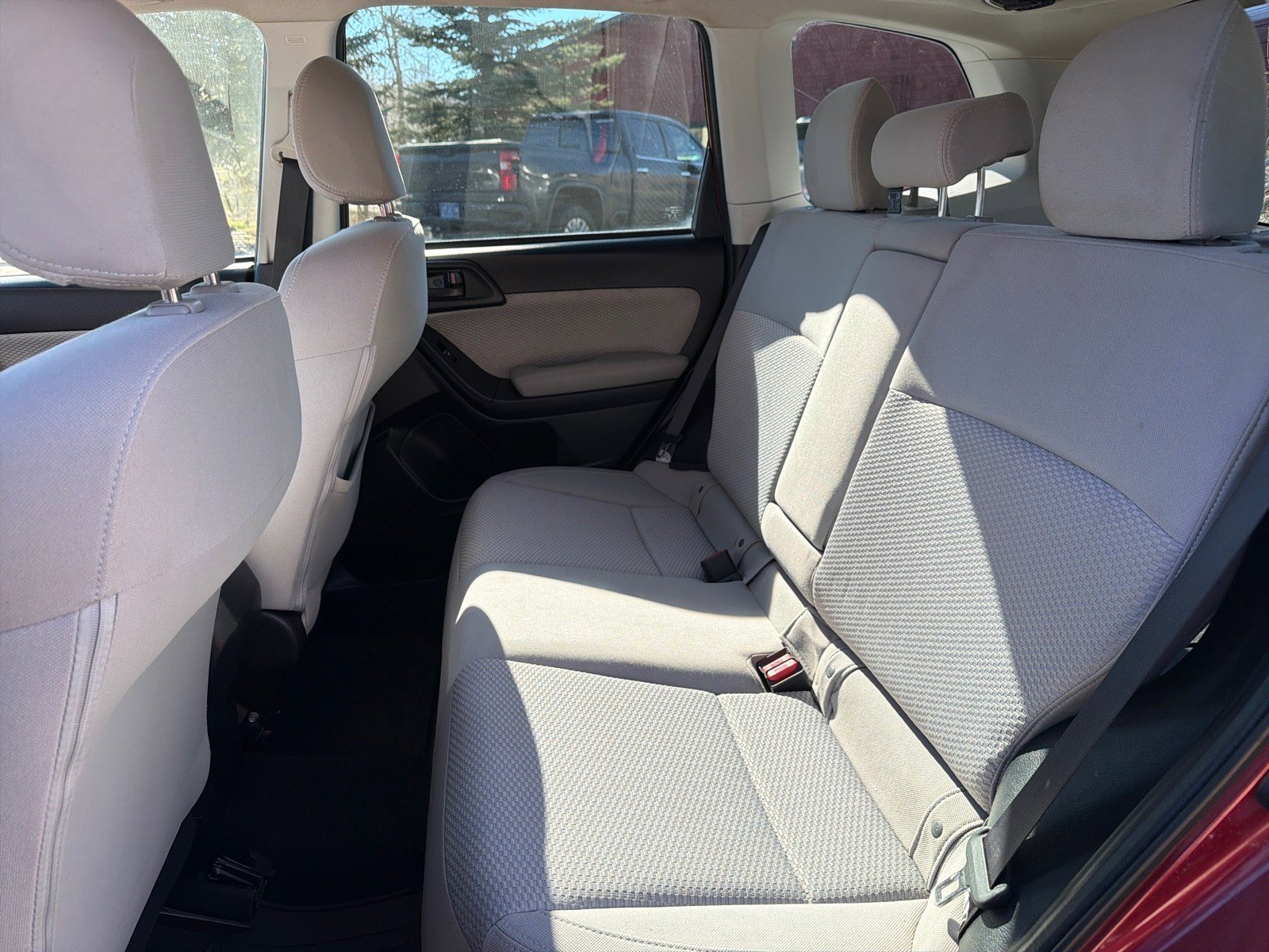 Used 2018 Subaru Forester 2.5i Premium w/ All-Weather Package image 25