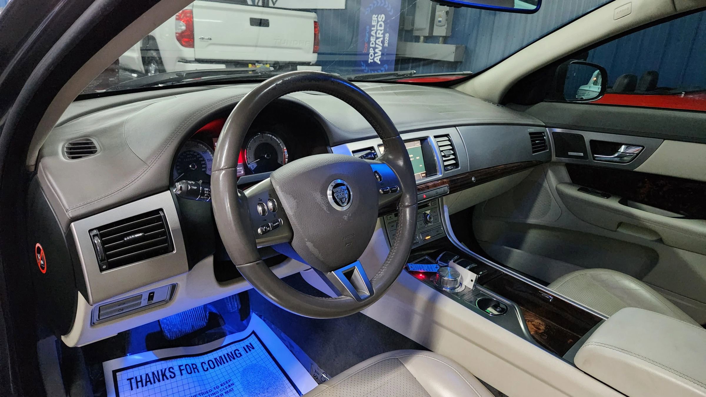 Used 2011 Jaguar XF Portfolio image 10