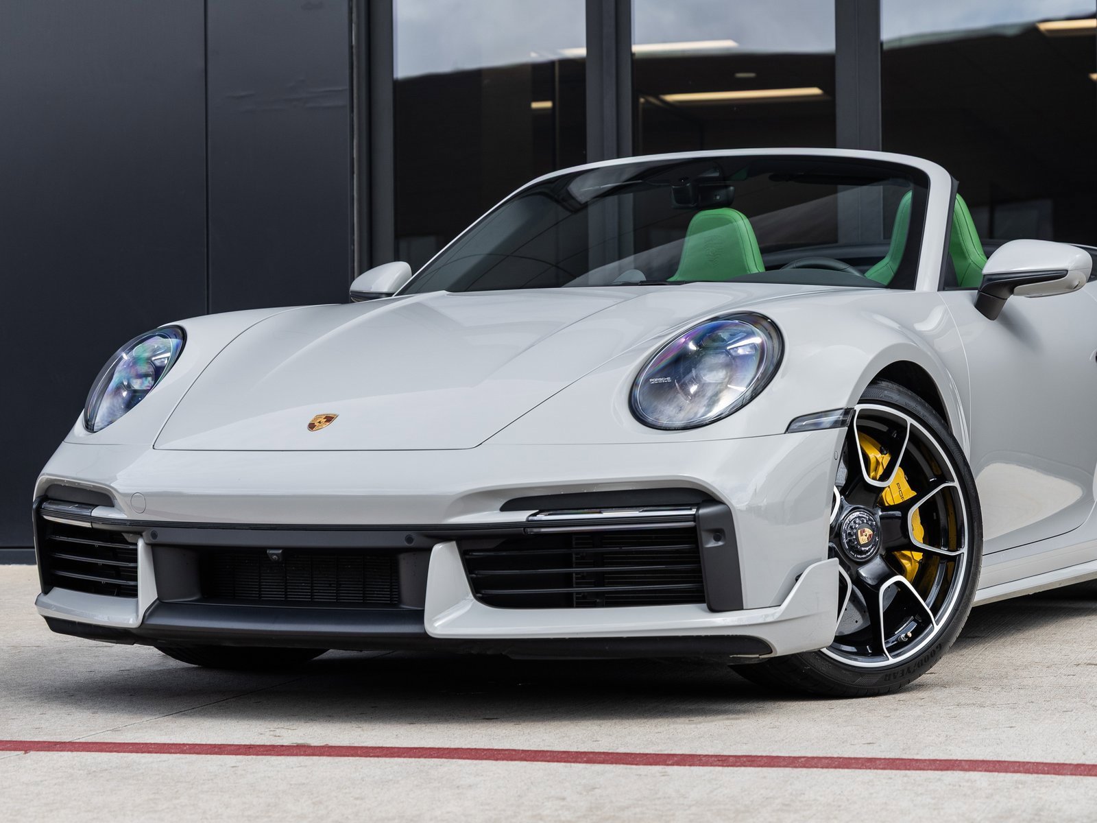 Certified 2022 Porsche 911 Turbo S w/ 911 Turbo Sportdesign Package image 7
