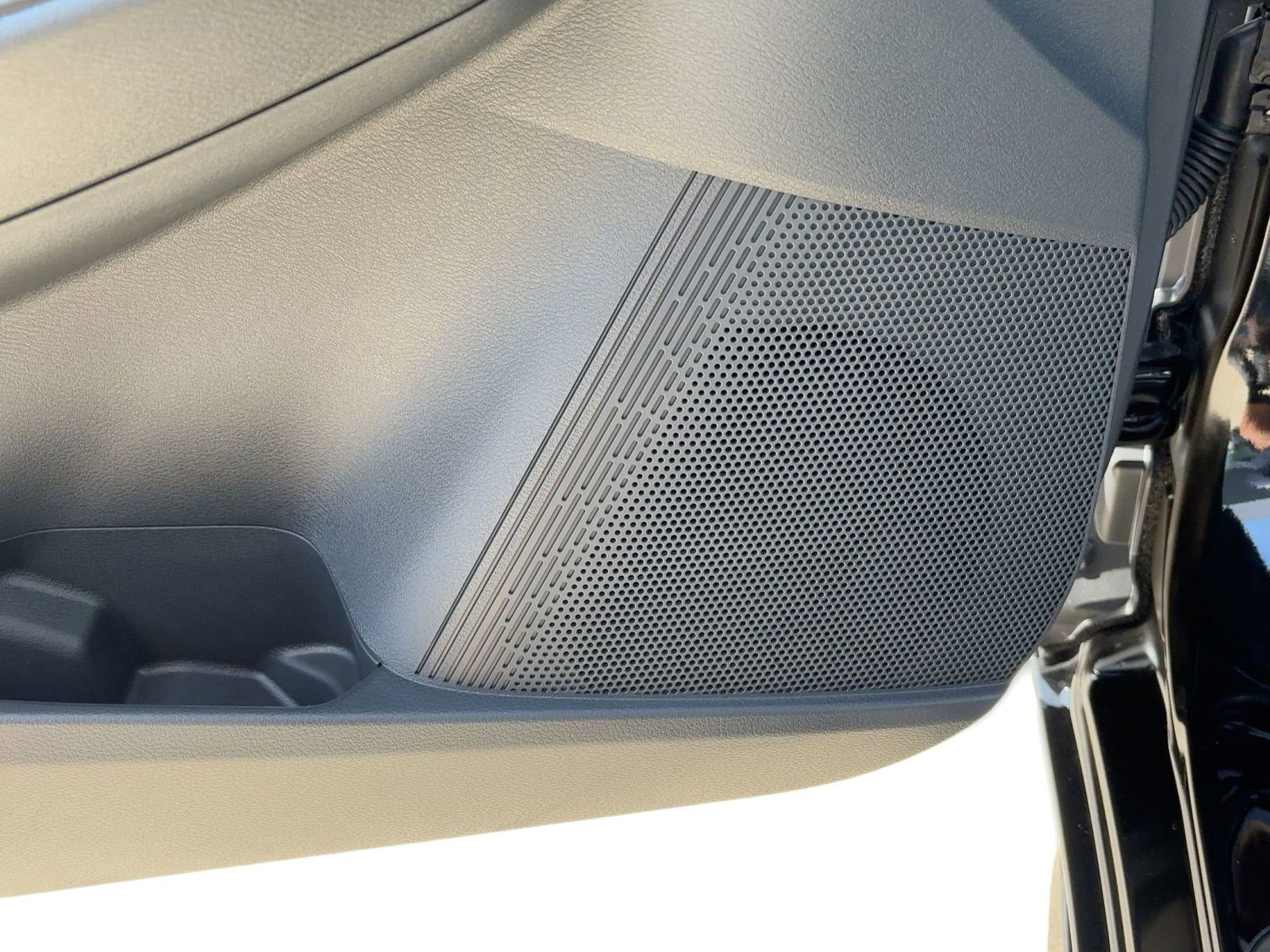 New 2026 Nissan Sentra SR w/ Floor Mat Package FWD image 21