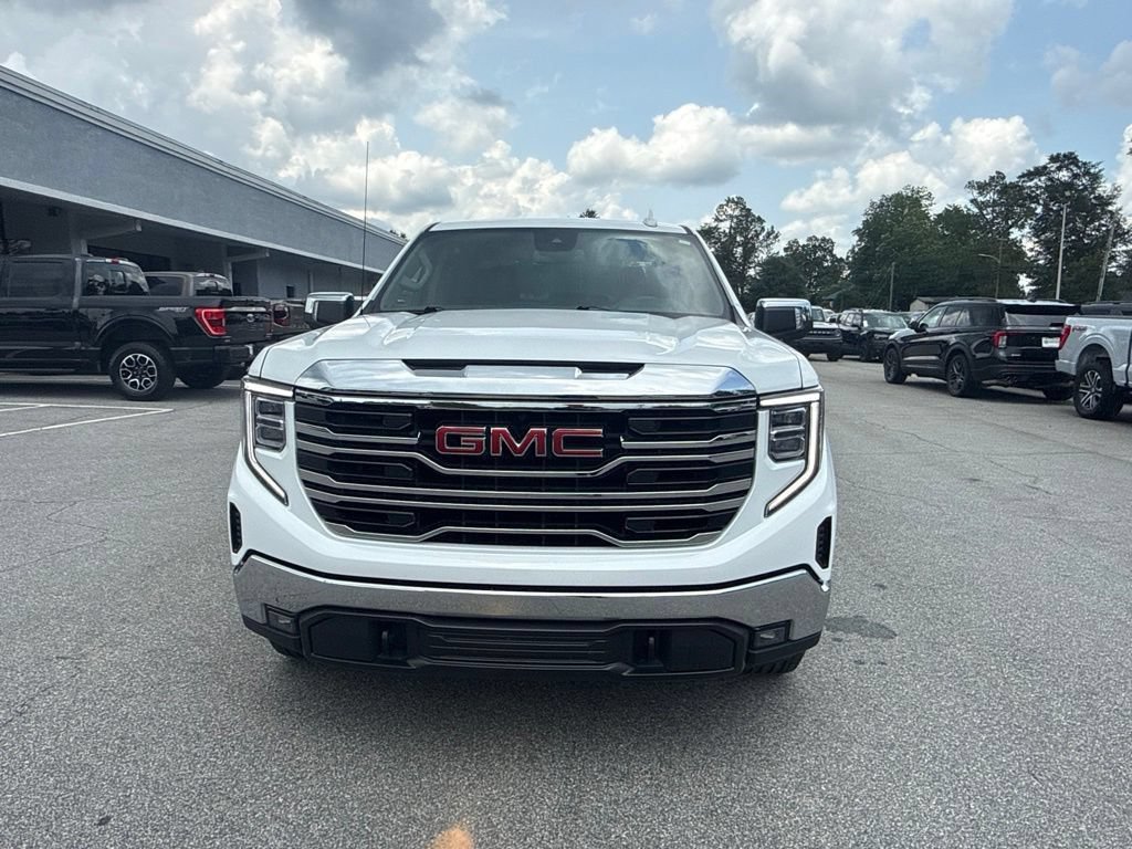 Used 2026 GMC Sierra 1500 SLT AWD/4WD image 3