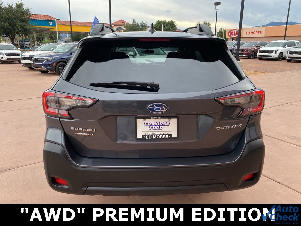 Used 2024 Subaru Outback Premium image 8