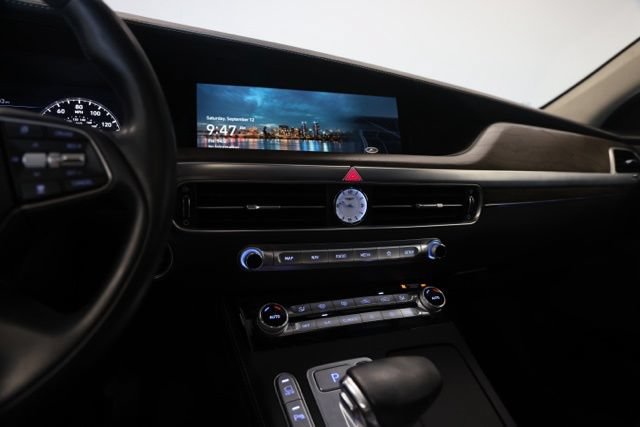Used 2021 Genesis G90 3.3T Premium RWD image 27