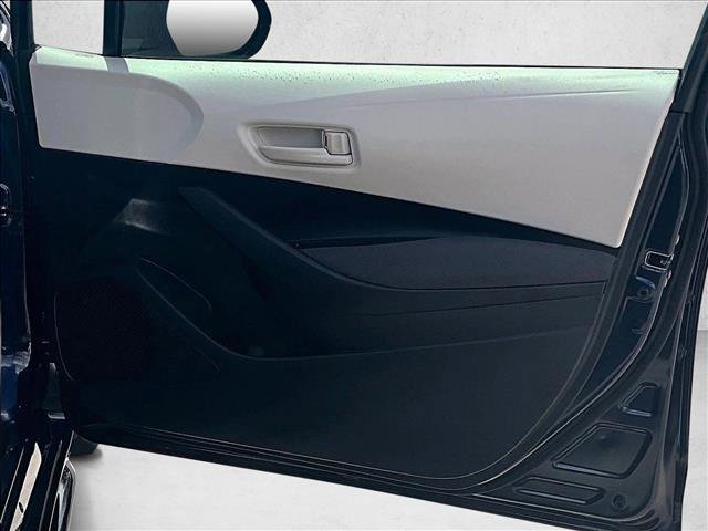 Used 2025 Toyota Corolla LE image 18