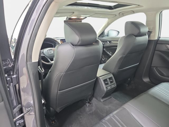 Used 2022 Honda Accord Touring image 12