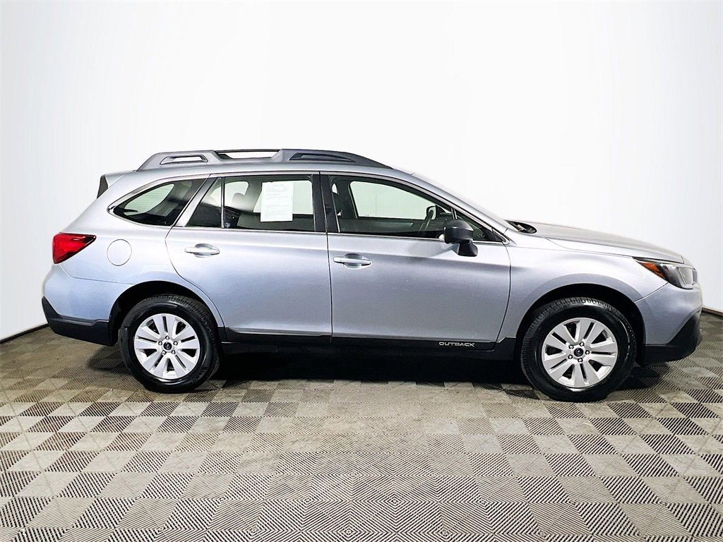 Used 2019 Subaru Outback 2.5i image 9