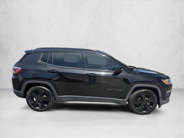 Used 2020 Jeep Compass Latitude image 4