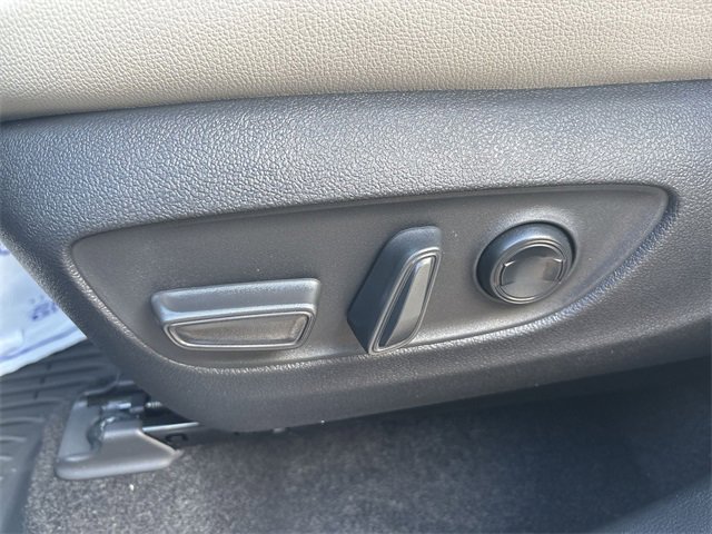 New 2026 Toyota Grand Highlander FWD image 15