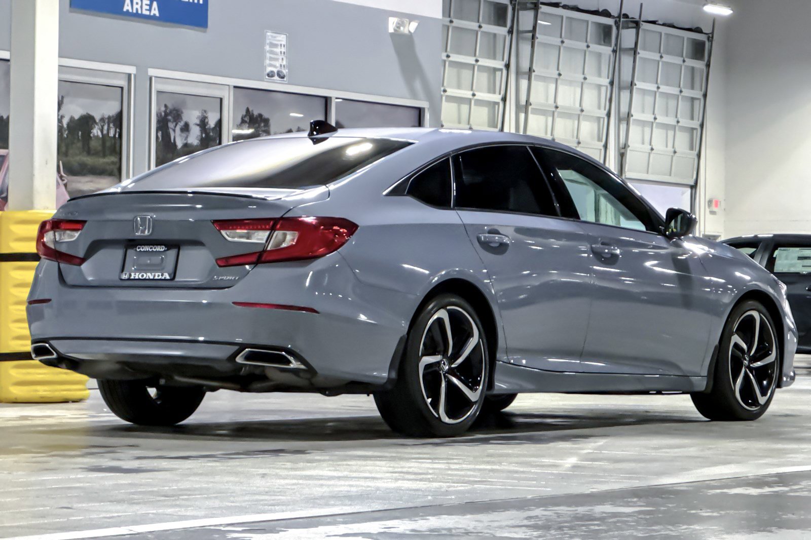 Used 2022 Honda Accord Sport image 8