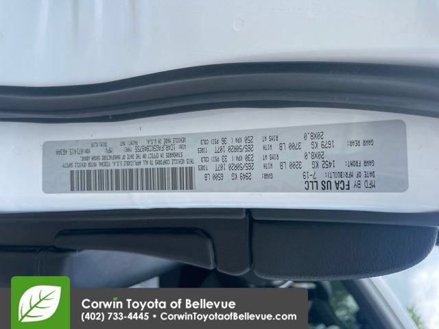 Used 2019 Jeep Grand Cherokee Altitude AWD/4WD image 23