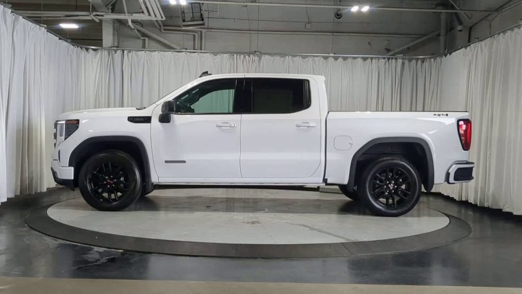 Used 2026 GMC Sierra 1500 Elevation AWD/4WD image 6