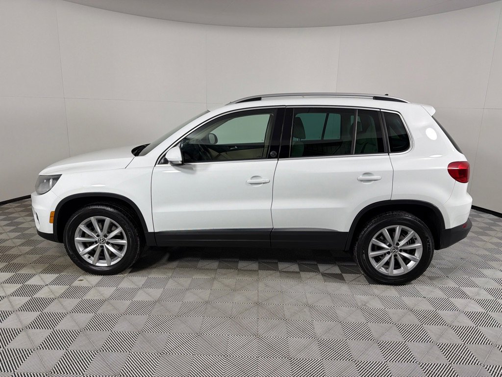 Used 2017 Volkswagen Tiguan Wolfsburg Edition image 8