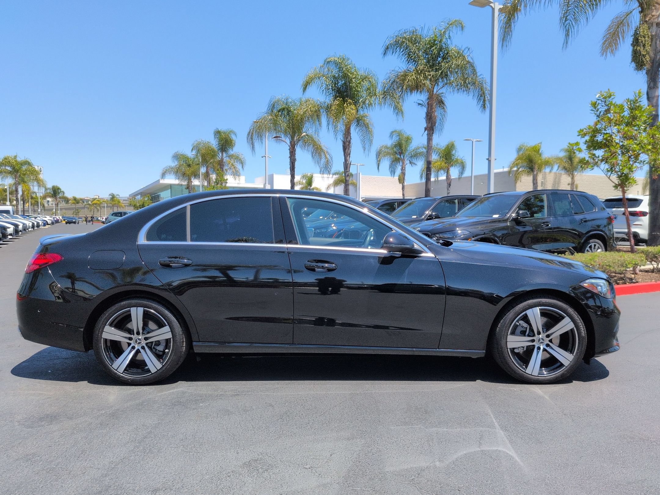 Used 2025 Mercedes-Benz C 300 Sedan image 10
