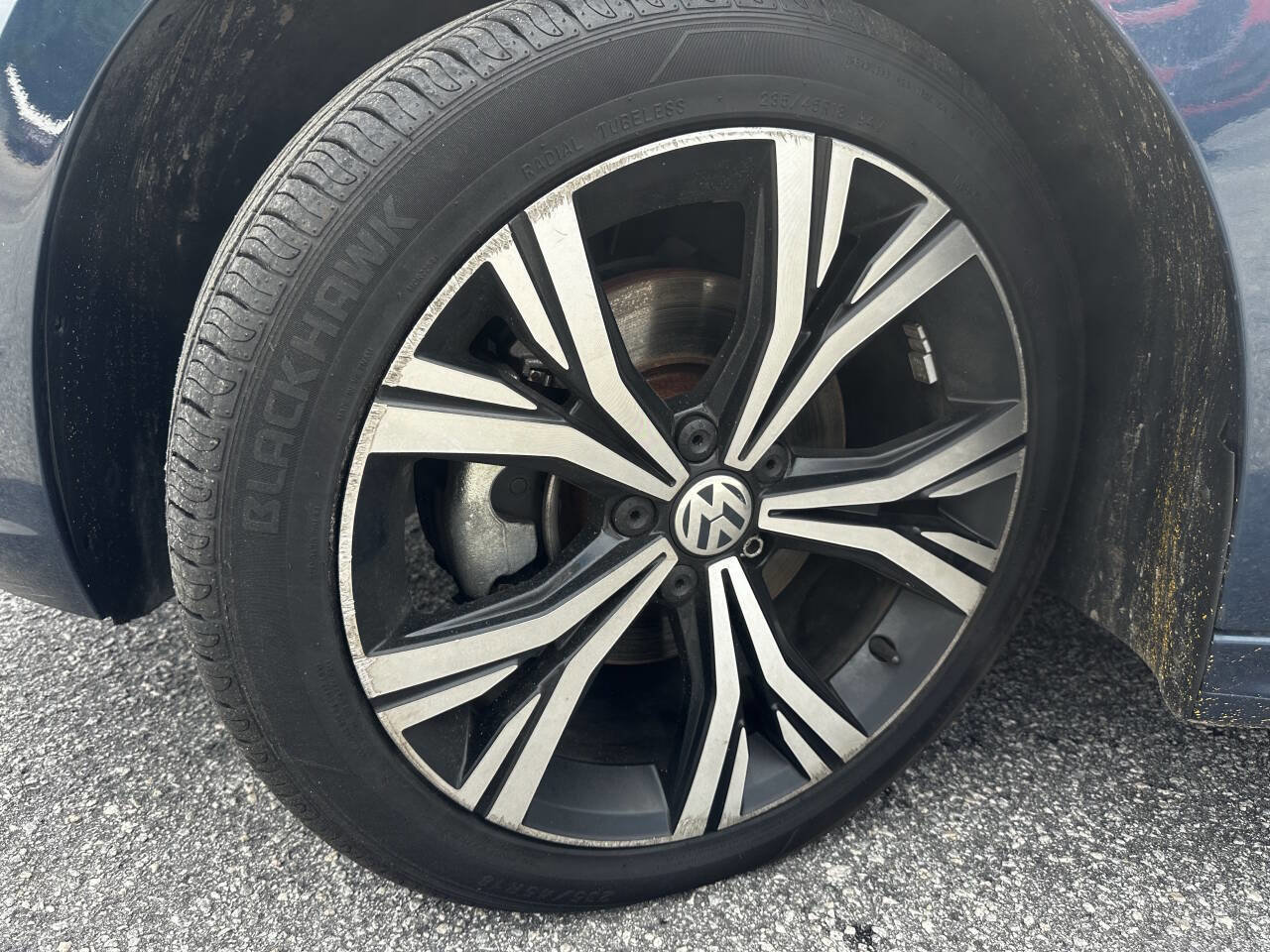 Used 2021 Volkswagen Passat 2.0T SE image 34