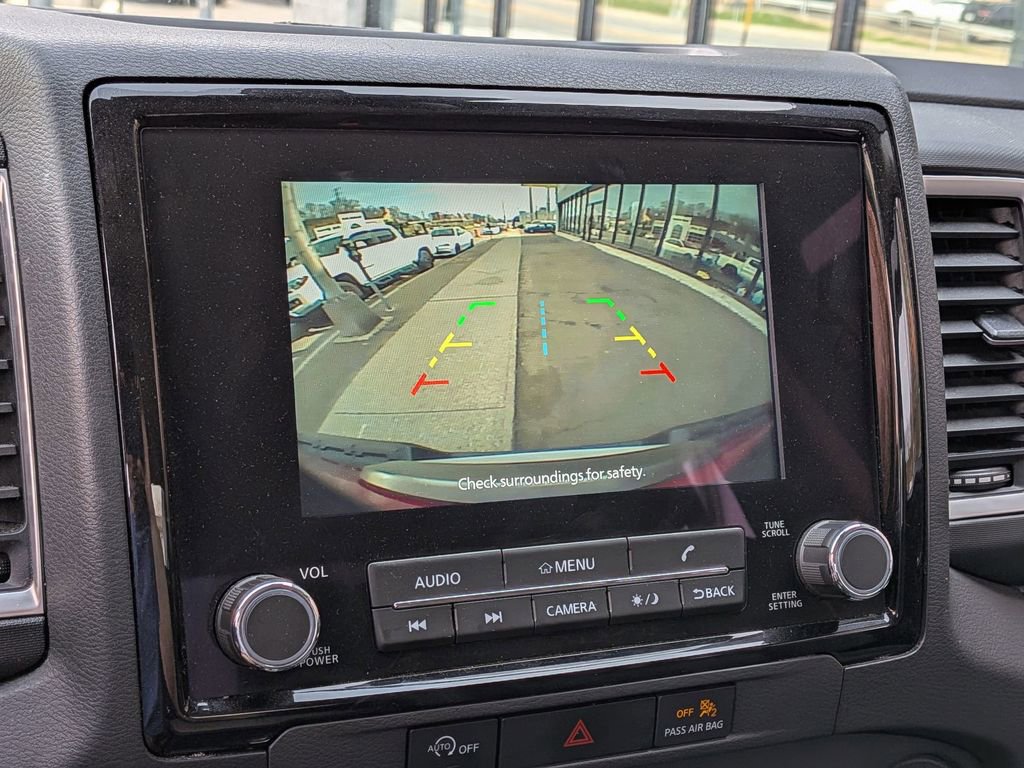 Used 2023 Nissan Frontier SV image 18