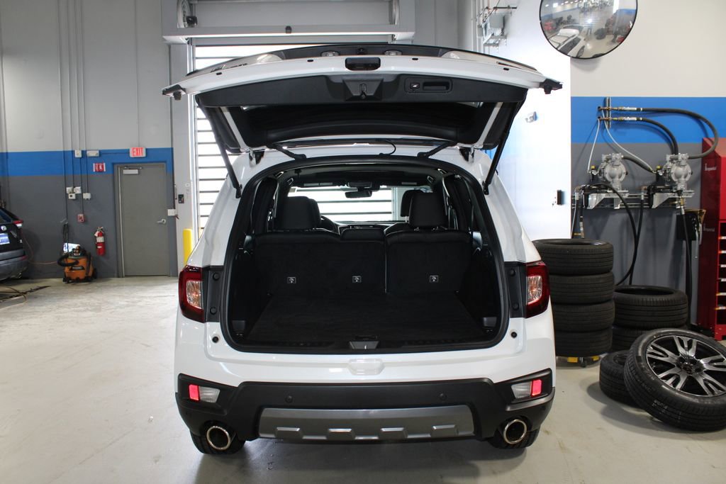 Used 2023 Honda Passport TrailSport image 49