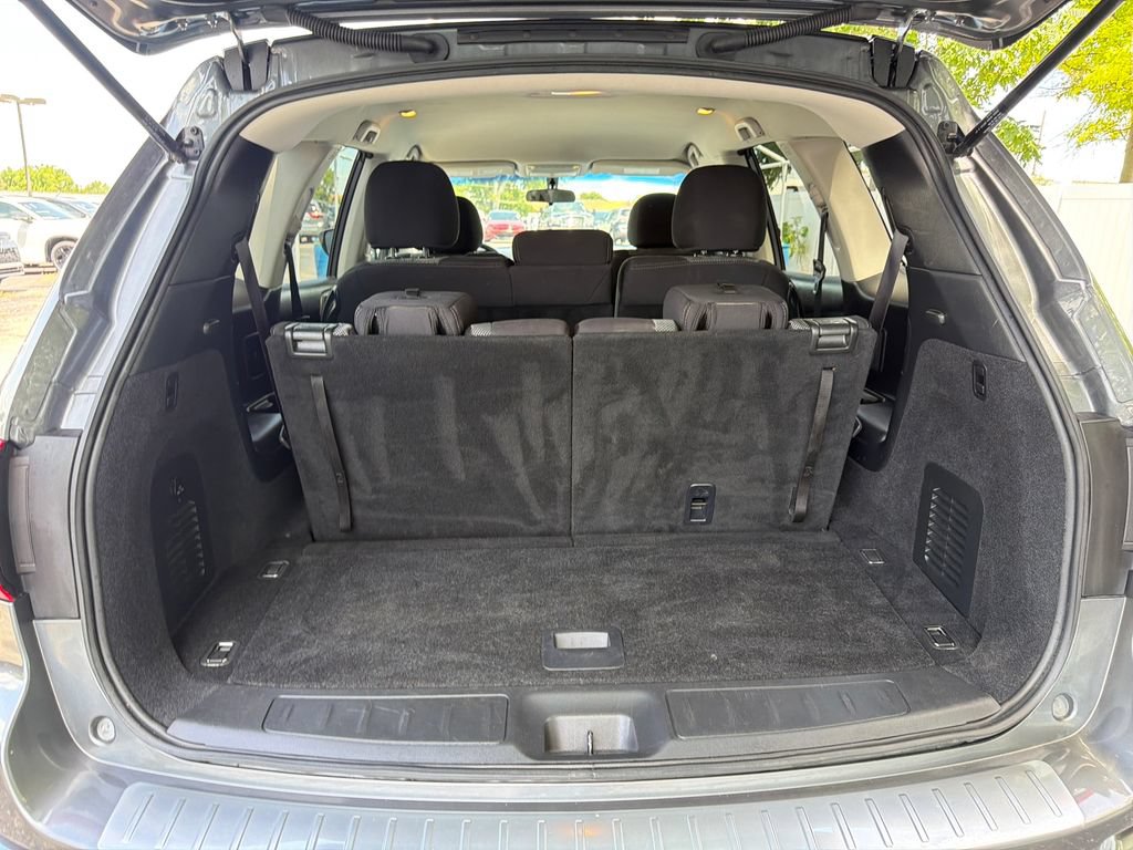 Used 2020 Nissan Pathfinder S AWD/4WD image 27