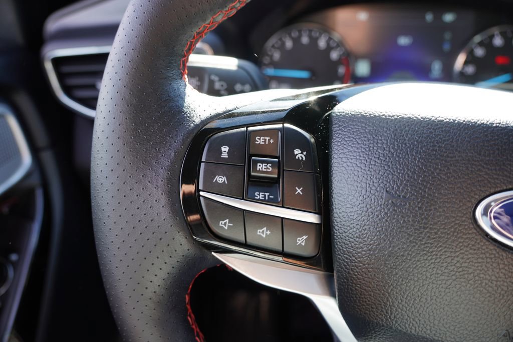 Used 2023 Ford Explorer ST-Line w/ Class IV Trailer Tow Package image 36