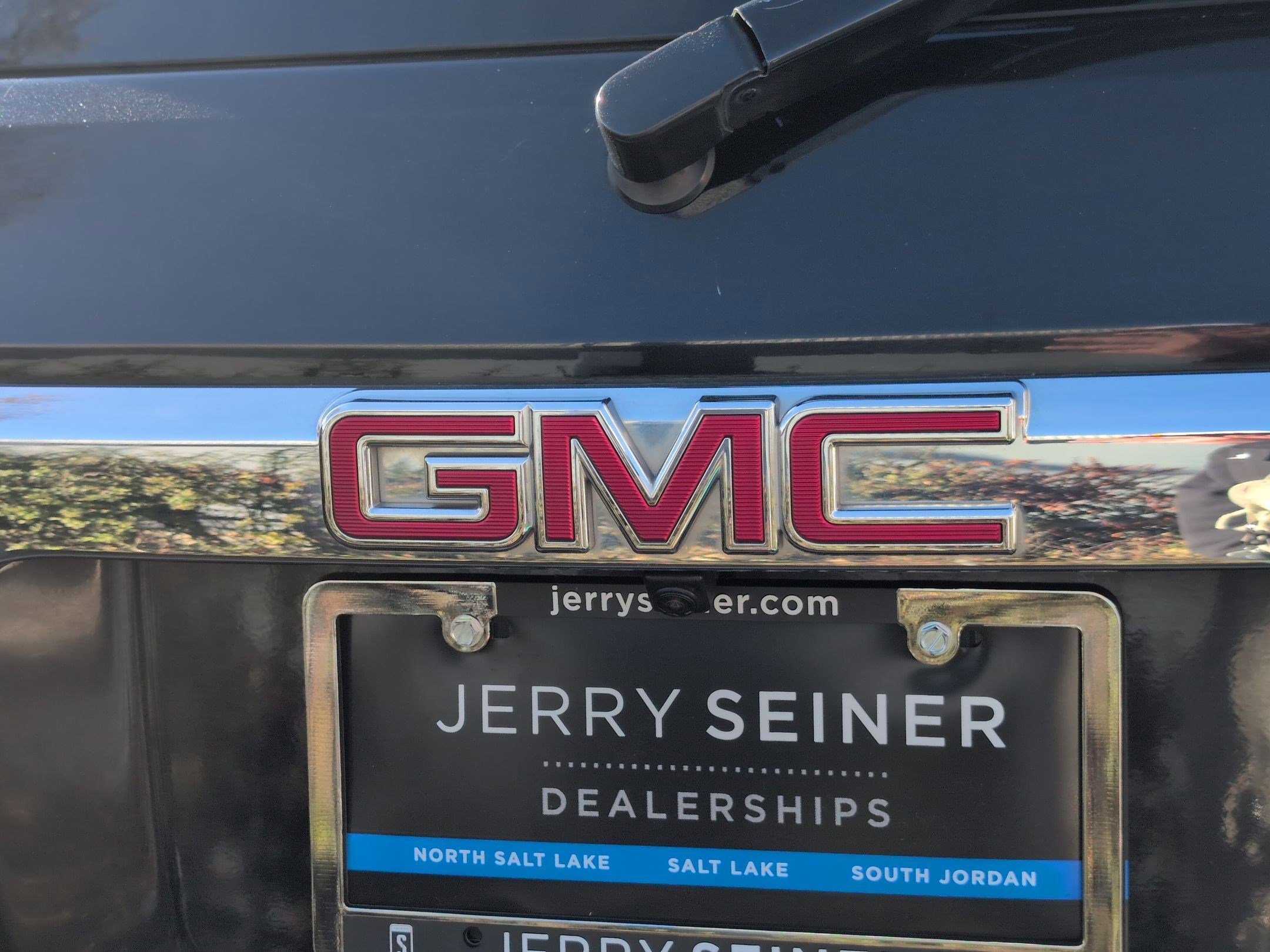 Used 2017 GMC Acadia Denali w/ Technology Package image 13