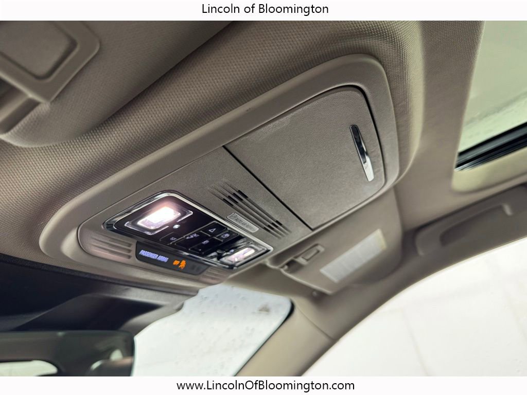 New 2024 Lincoln Corsair Reserve w/ Equipment Group 202A image 53