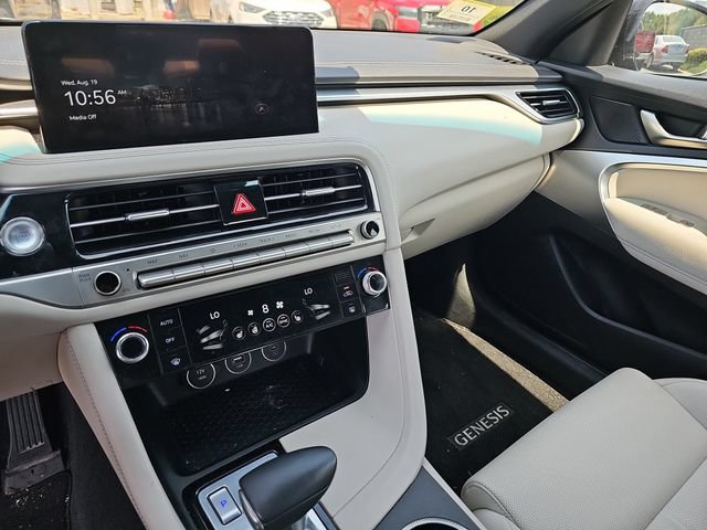 Used 2025 Genesis G70 2.5T AWD/4WD image 23