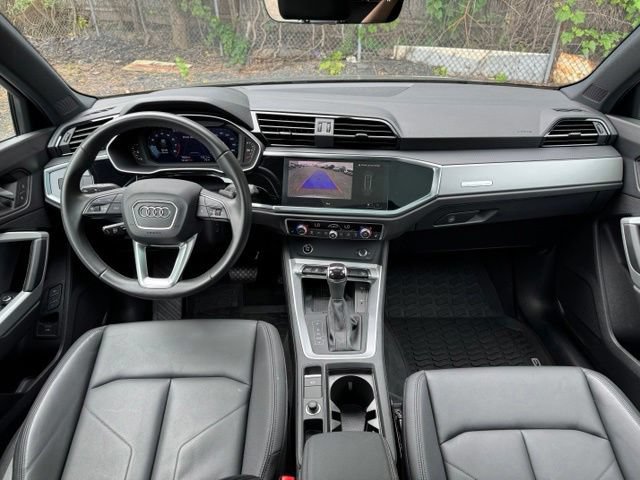 Certified 2025 Audi Q3 2.0T Premium w/ Convenience Package AWD/4WD image 16