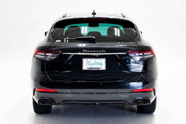 Used 2022 Maserati Levante GT AWD/4WD image 26