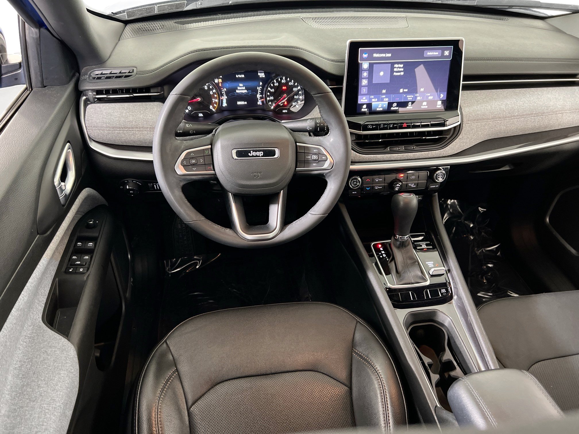 Used 2023 Jeep Compass Latitude AWD/4WD image 20
