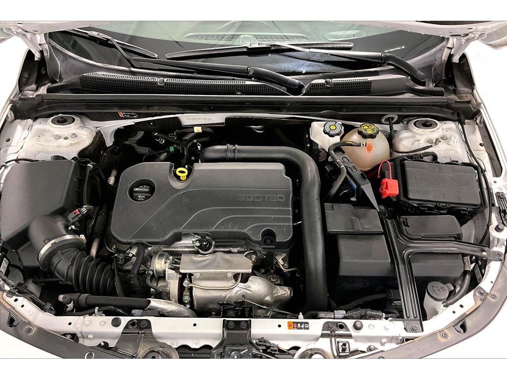 Used 2023 Chevrolet Malibu RS w/ LPO, Floor Liner Package FWD image 12