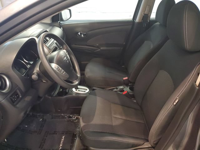 Used 2016 Nissan Versa SV w/ SV Tech Package FWD image 10