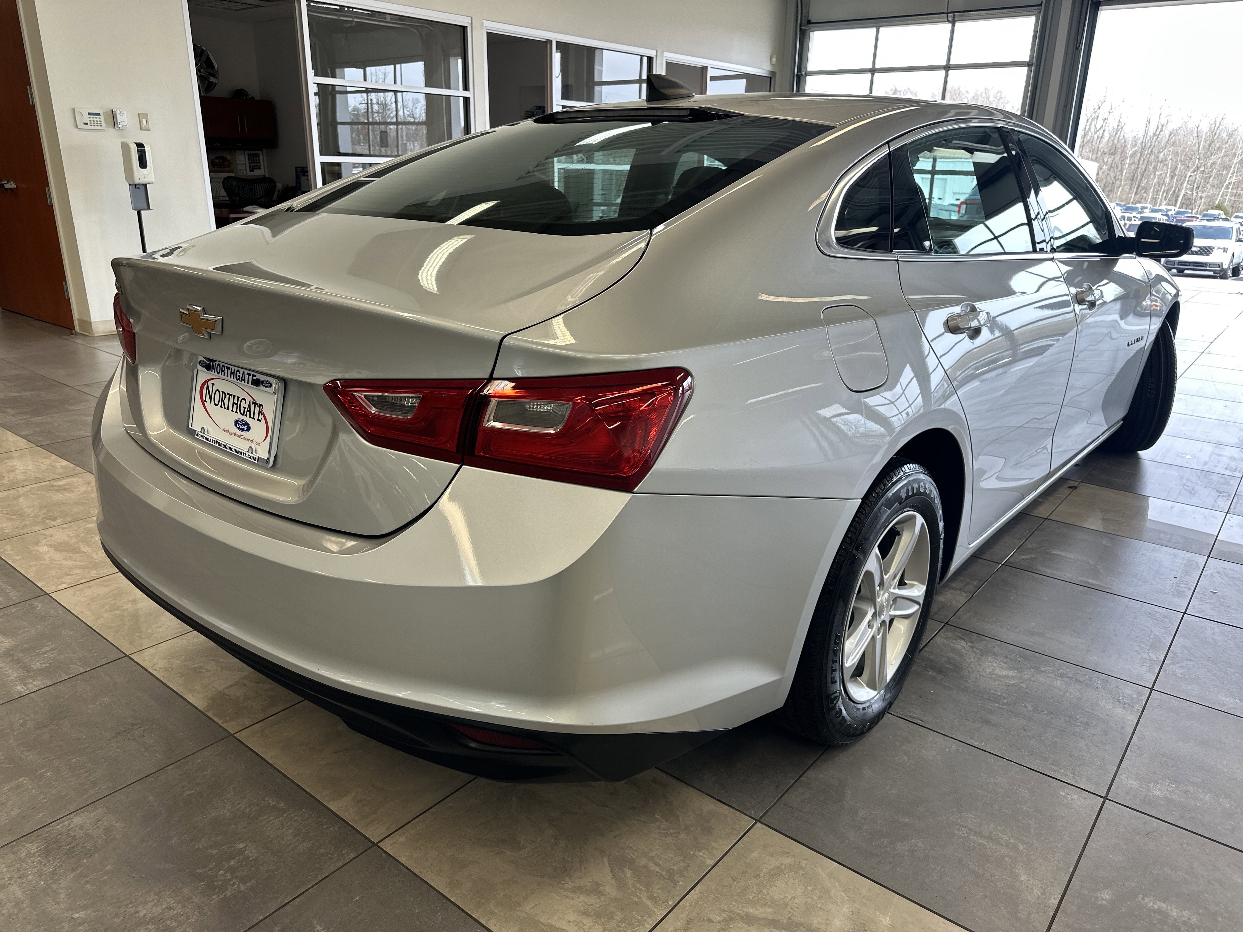 Used 2020 Chevrolet Malibu LS image 11