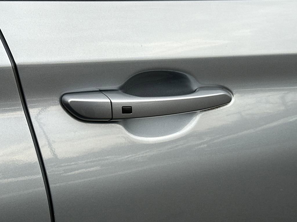 Used 2018 Hyundai Kona SEL image 7