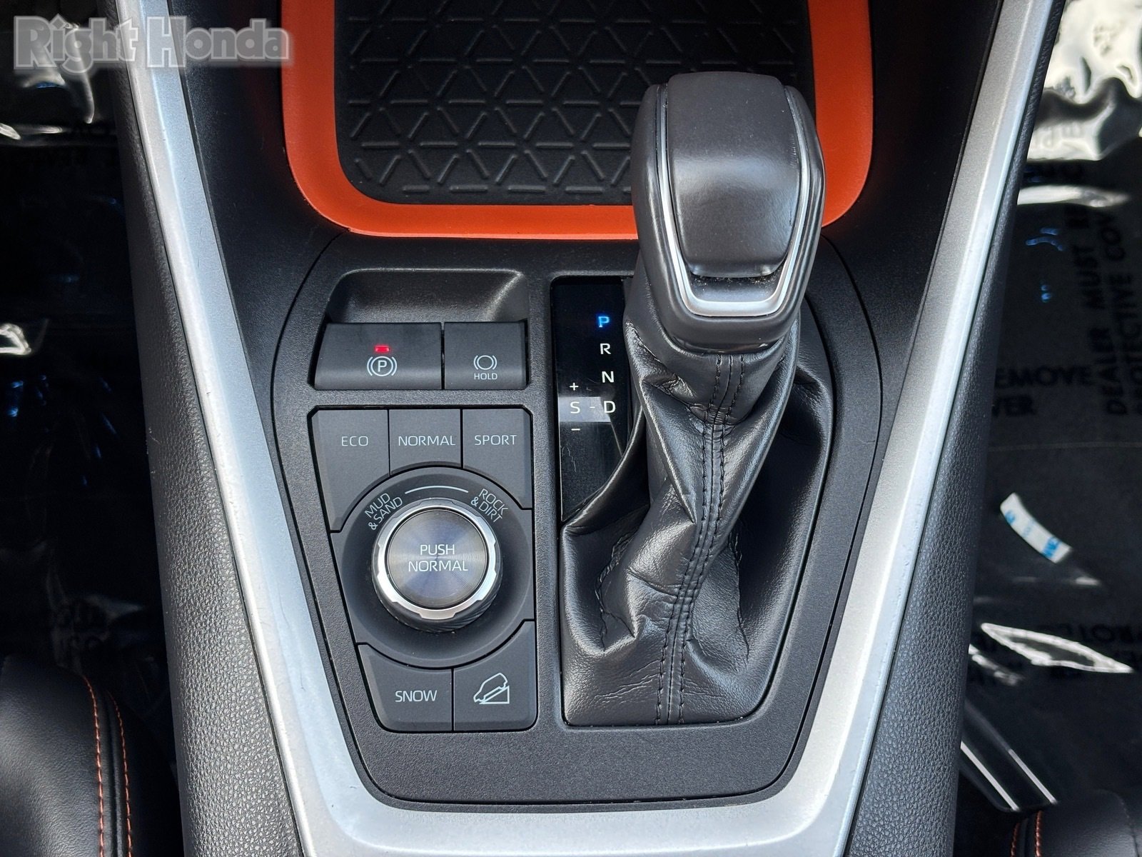 Used 2024 Toyota RAV4 Adventure image 31