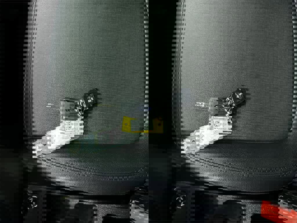 Used 2023 Ford Transit Connect XL image 27