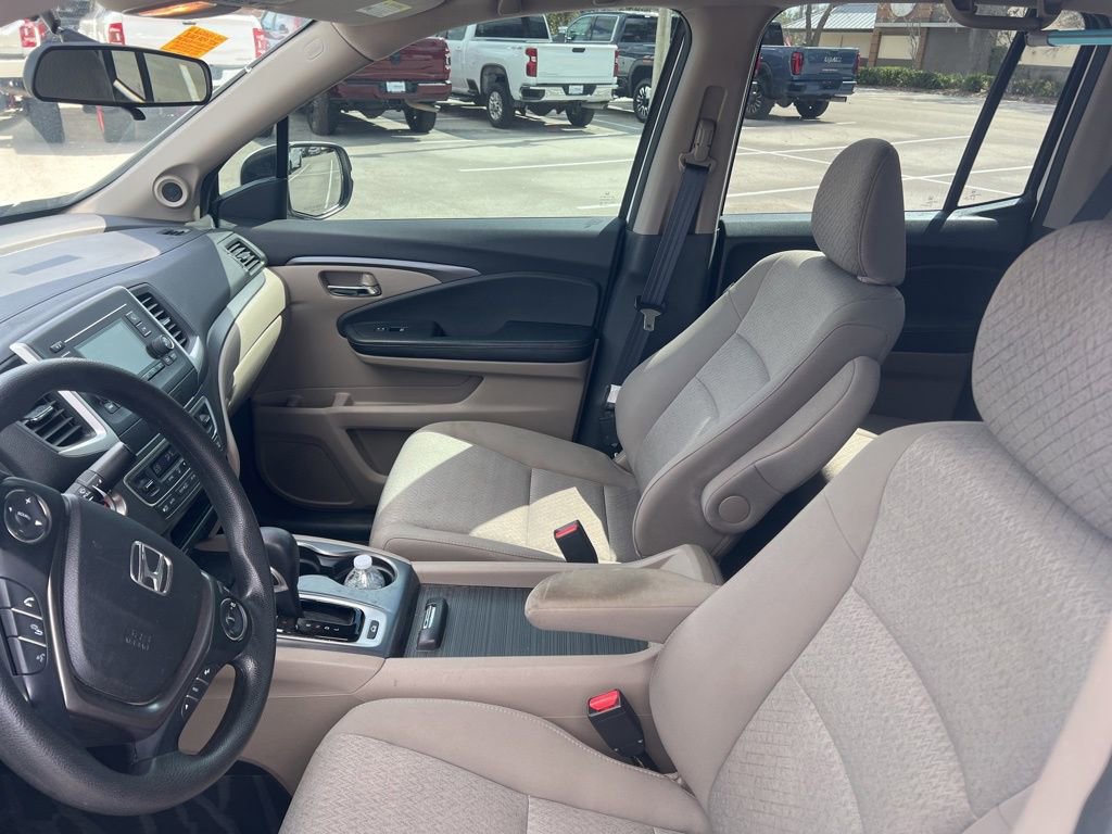 Used 2017 Honda Ridgeline RTS image 11