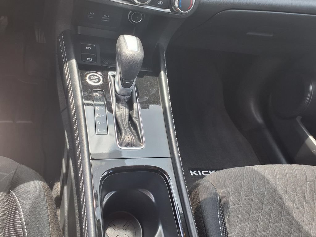 Used 2023 Nissan Kicks SV FWD image 14