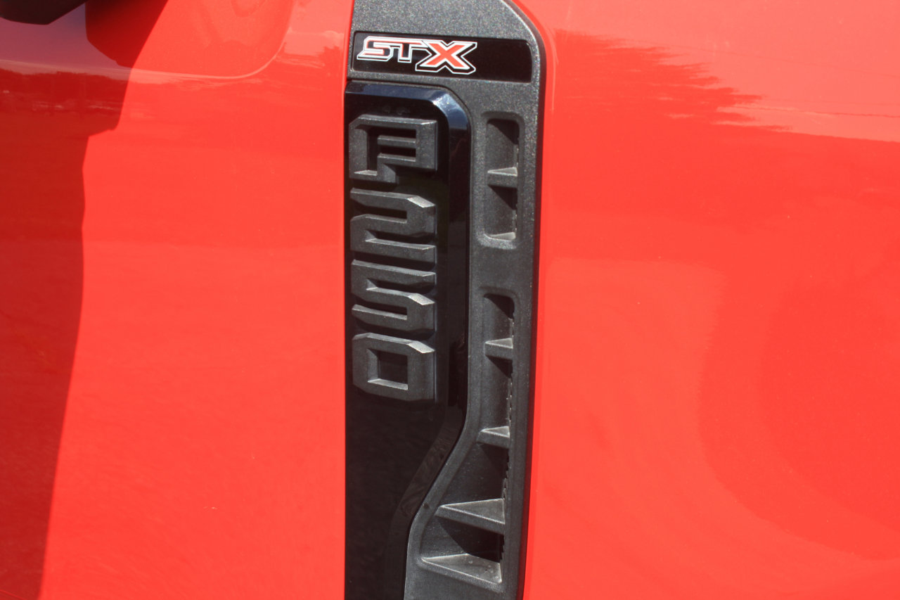 Used 2023 Ford F250 XL w/ STX Appearance Package image 7