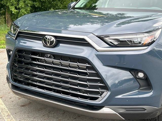 Certified 2024 Toyota Grand Highlander AWD Hybrid image 10
