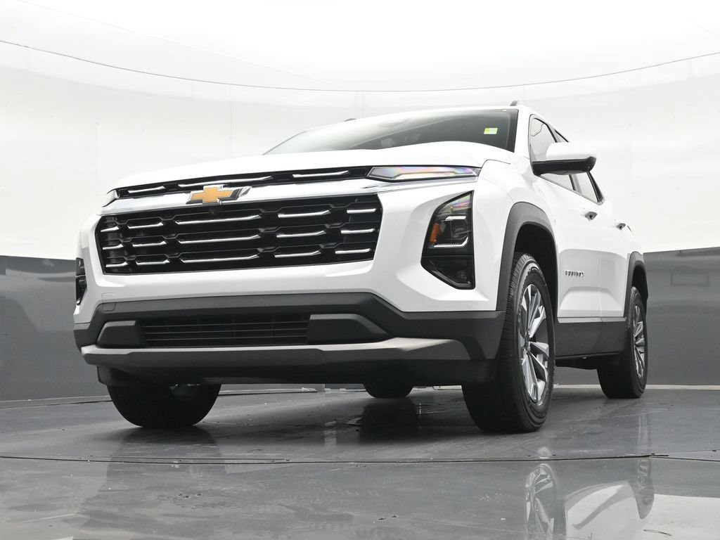 Used 2025 Chevrolet Equinox LT w/ Safety and Technology Package FWD image 34