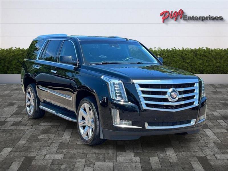 Used 2015 Cadillac Escalade Luxury RWD image 6