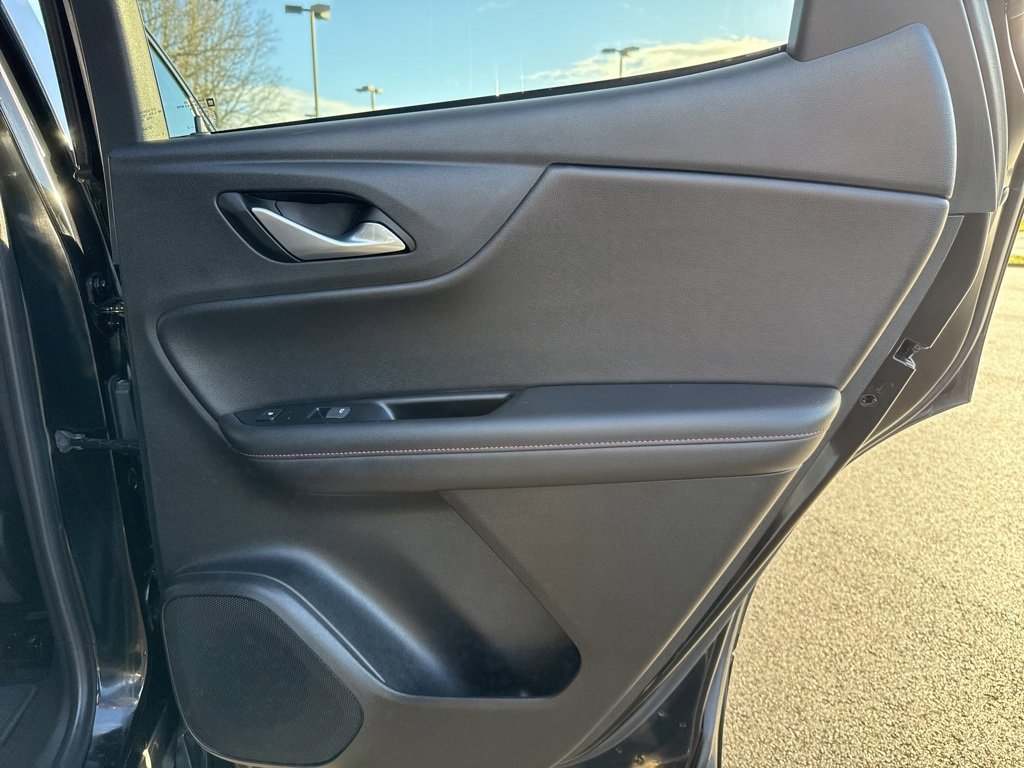 Used 2022 Chevrolet Blazer RS w/ Enhanced Convenience Package image 22