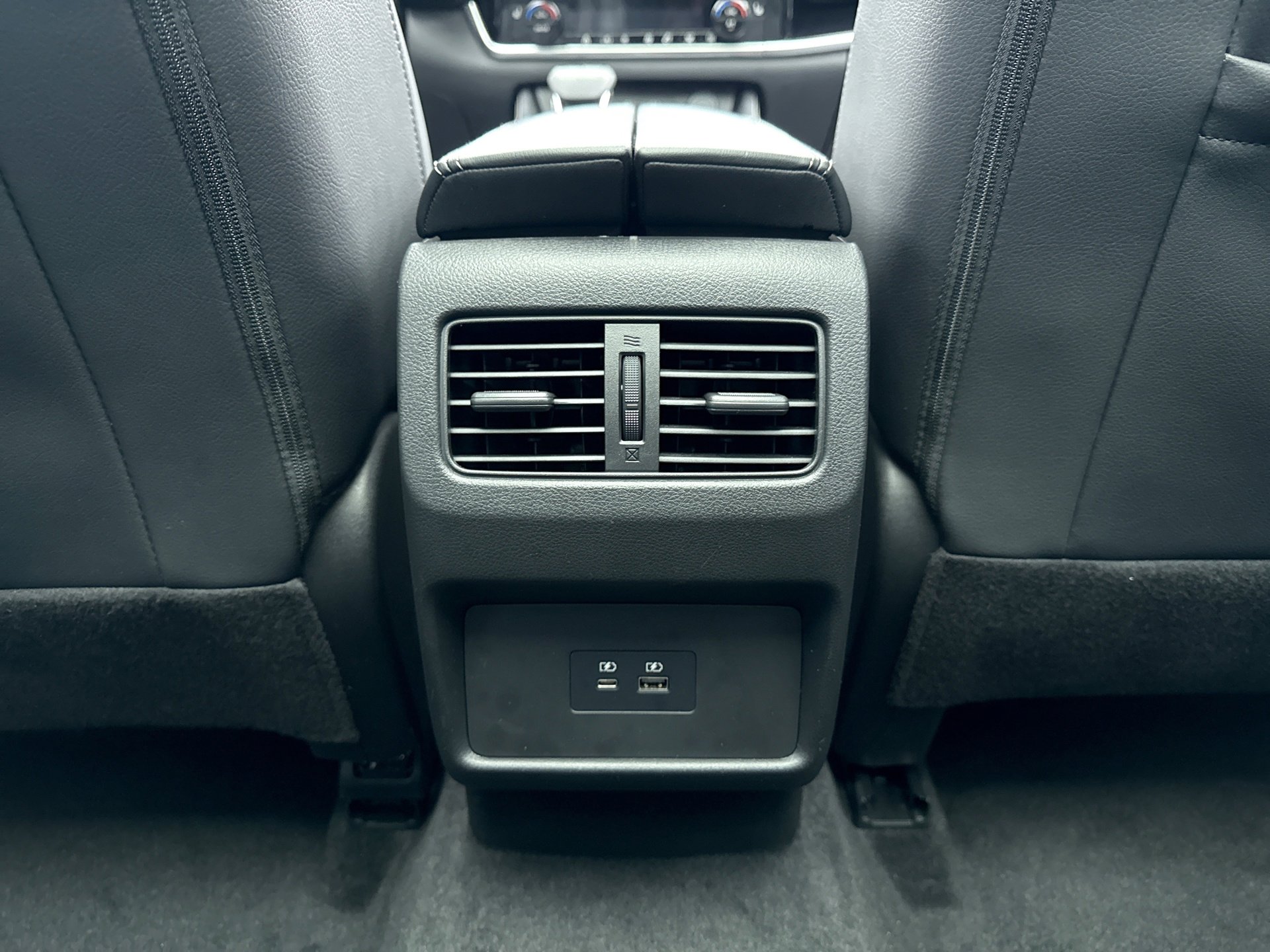 Used 2023 Nissan Rogue SL image 19