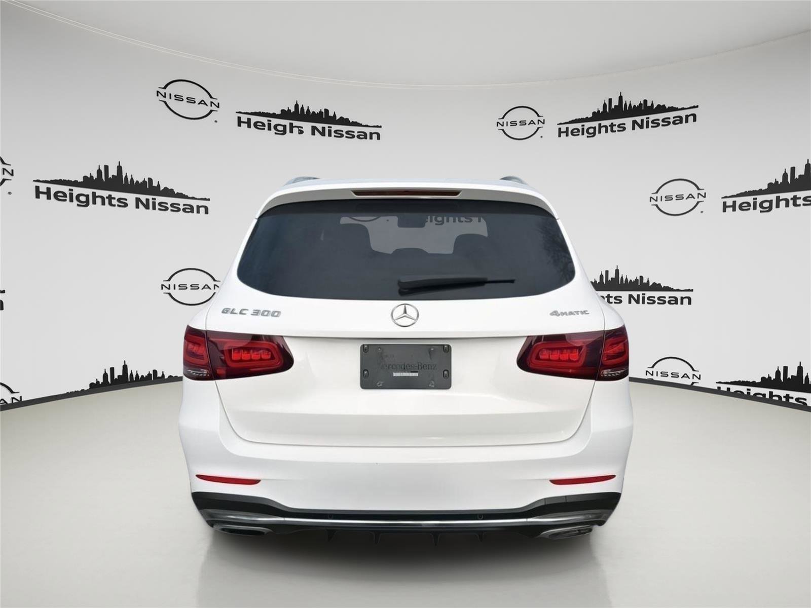 Used 2022 Mercedes-Benz GLC 300 4MATIC image 3