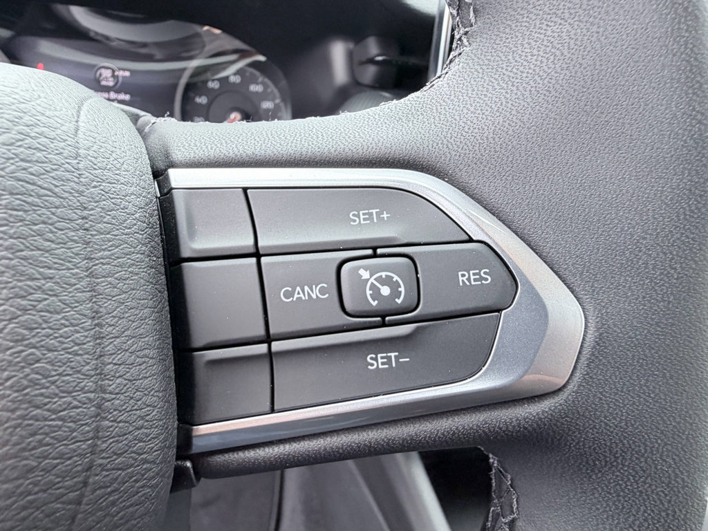 New 2026 Jeep Compass Latitude image 14